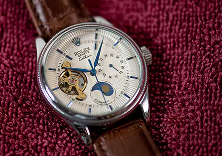 Buy Watches Online in Lincoln, NE